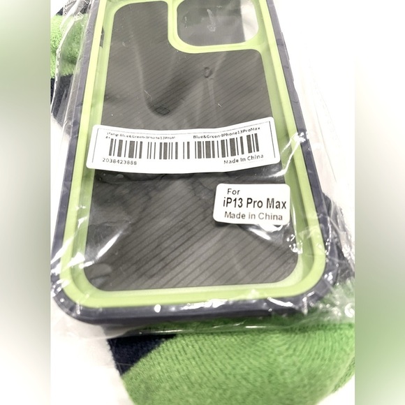 iPhone 13 Pro Max Phone Case & Seahawks Crew Socks Fan Blue & Green - Picture 2 of 4